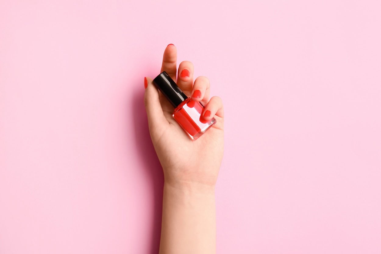 Mitbringsel zu Ostern - Hybrid-Nagellacke