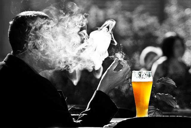 Auf Partys, E-Zigaretten mit Bier